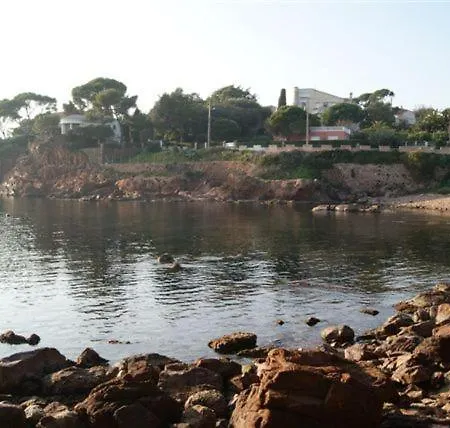 شقة T2 Saint-raphael